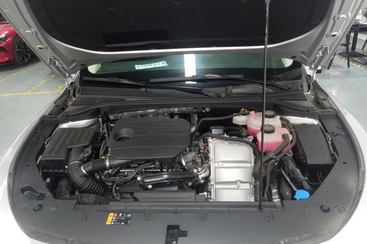 Used Roewe D7 2025 DMH 125km World Champion Edition Engine Bay