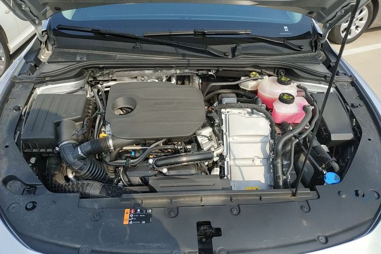 Used Roewe D7 2025 DMH 125km World Champion Excellence Edition Engine Bay