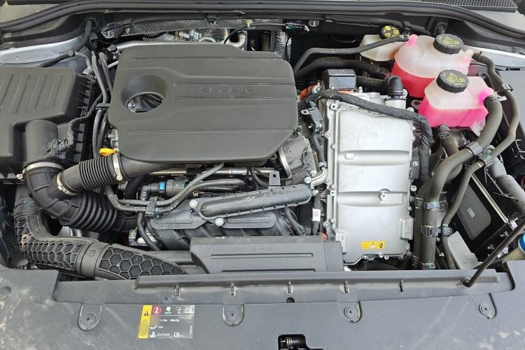 Used Roewe D7 2025 DMH 125km World Champion Edition Engine Bay