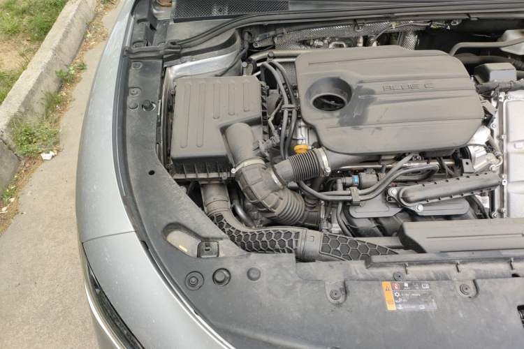 Used Roewe D7 2025 DMH 125km World Champion Edition Engine Bay Right