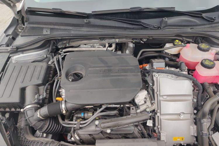 Used Roewe D7 2025 DMH 125km World Champion Excellence Edition Engine Bay