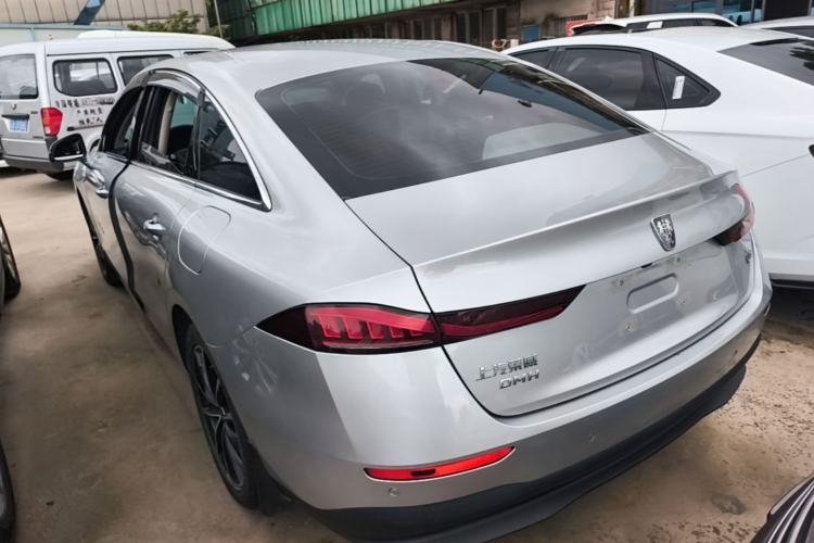 Used Roewe D7 2025 DMH 125km World Champion Edition Exterior 2