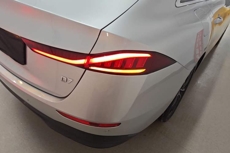 Used Roewe D7 2025 DMH 125km World Champion Excellence Edition Exterior 3