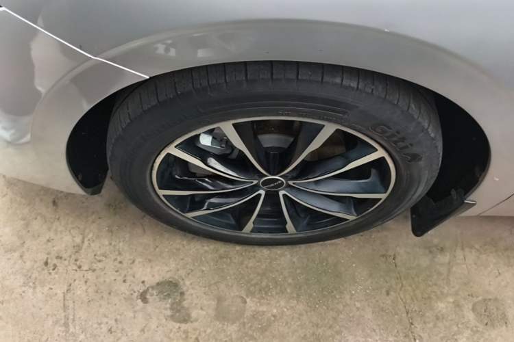 Used Roewe D7 2025 DMH 125km World Champion Edition Exterior 4