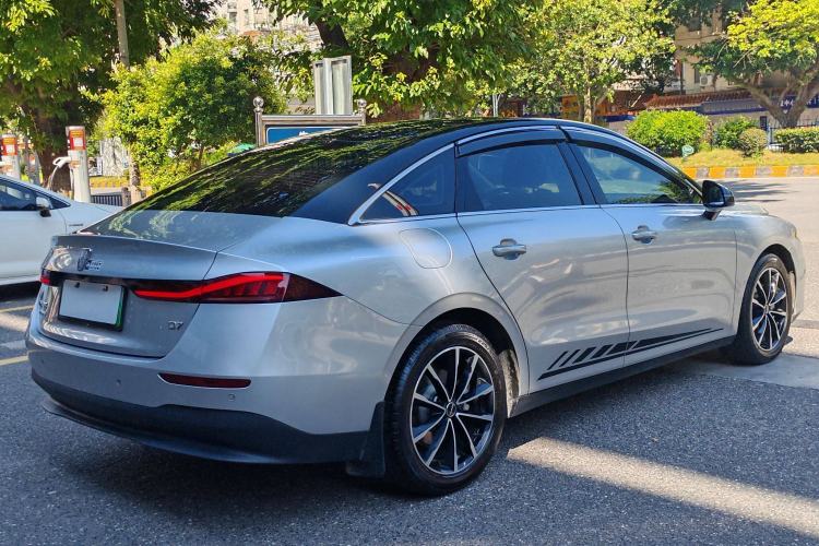 Used Roewe D7 2025 DMH 125km World Champion Edition Exterior 5