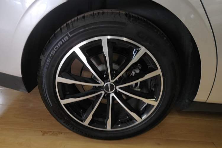 Used Roewe D7 2025 DMH 125km World Champion Excellence Edition Exterior 5