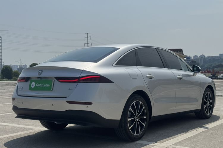 Used Roewe D7 2025 DMH 125km World Champion Excellence Edition Exterior 8