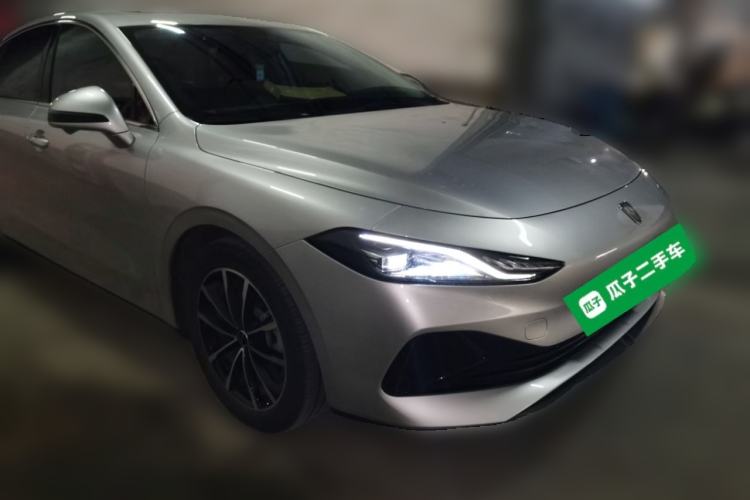 Used Roewe D7 2025 DMH 125km World Champion Excellence Edition Front Right 45 Deg