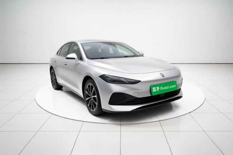Used Roewe D7 2025 DMH 125km World Champion Edition Front Right 45 Deg