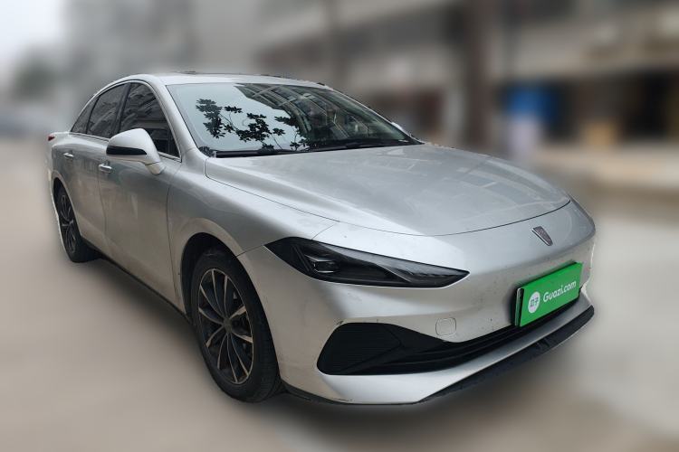 Used Roewe D7 2025 DMH 125km World Champion Edition Front Right 45 Deg