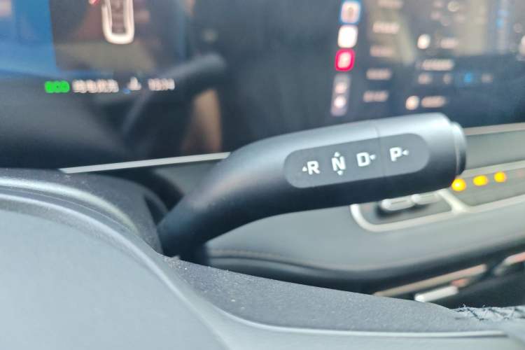 Used Roewe D7 2025 DMH 125km World Champion Edition Gear Lever