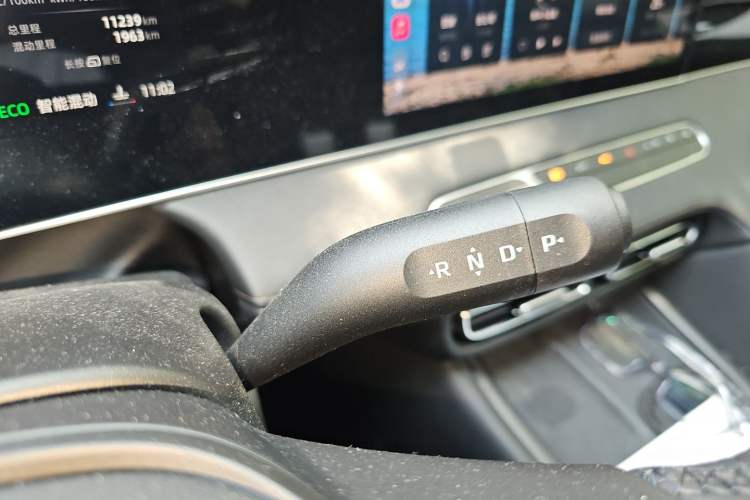 Used Roewe D7 2025 DMH 125km World Champion Edition Gear Lever
