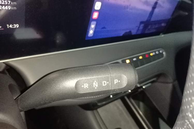Used Roewe D7 2025 DMH 125km World Champion Edition Gear Lever