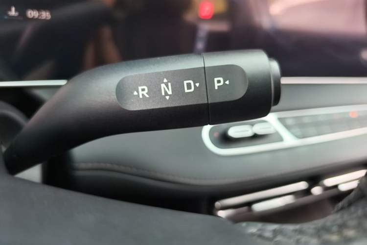 Used Roewe D7 2025 DMH 125km World Champion Edition Gear Lever