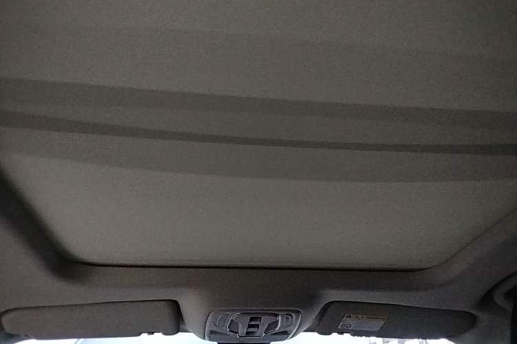 Used Roewe D7 2025 DMH 125km World Champion Excellence Edition Headliner
