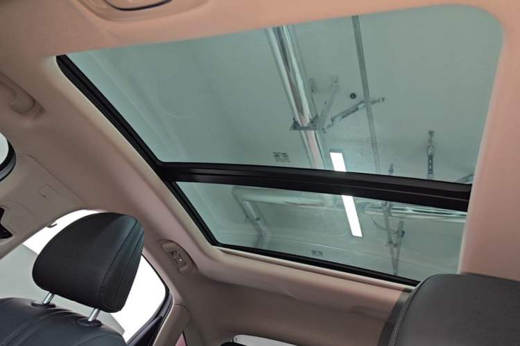 Used Roewe D7 2025 DMH 125km World Champion Excellence Edition Headliner