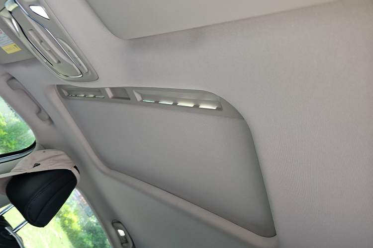 Used Roewe D7 2025 DMH 125km World Champion Edition Headliner