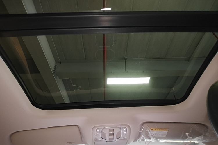 Used Roewe D7 2025 DMH 125km World Champion Excellence Edition Headliner