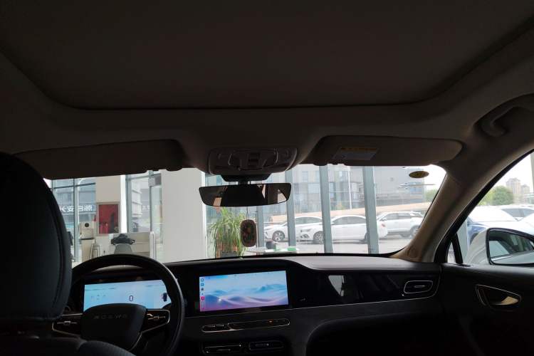 Used Roewe D7 2025 DMH 125km World Champion Excellence Edition Headliner
