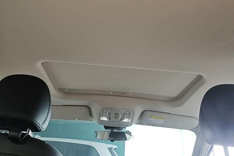 Used Roewe D7 2025 DMH 125km World Champion Edition Headliner