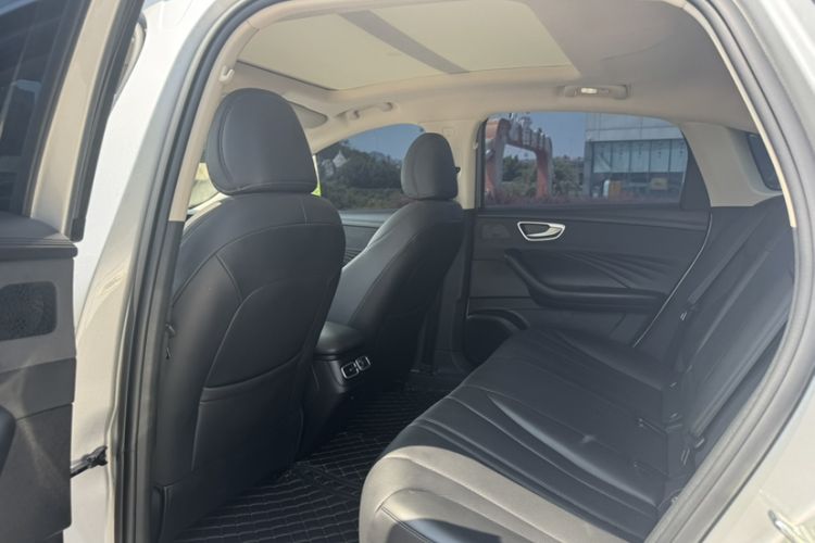 Used Roewe D7 2025 DMH 125km World Champion Excellence Edition Interior 1