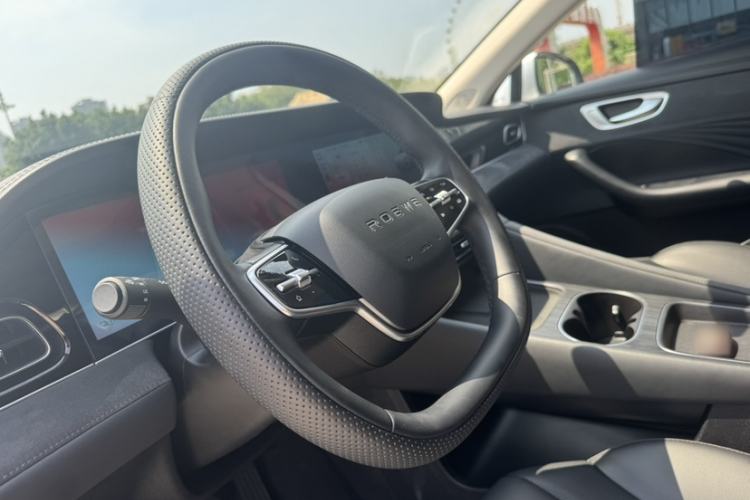Used Roewe D7 2025 DMH 125km World Champion Excellence Edition Interior 11