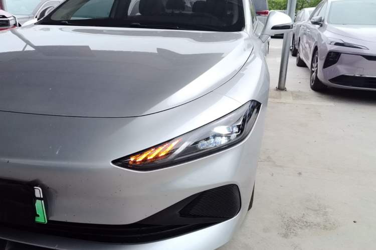 Used Roewe D7 2025 DMH 125km World Champion Edition Left Front Headlight