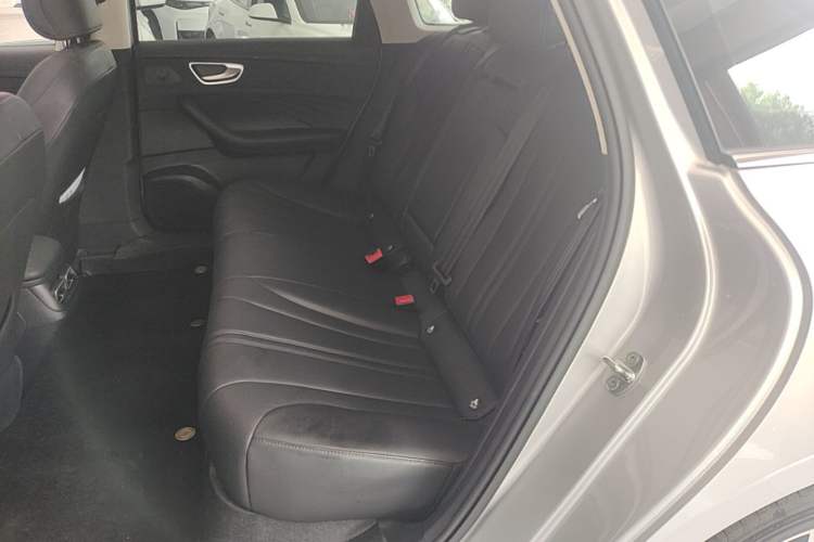 Used Roewe D7 2025 DMH 125km World Champion Excellence Edition Left Rear Seat