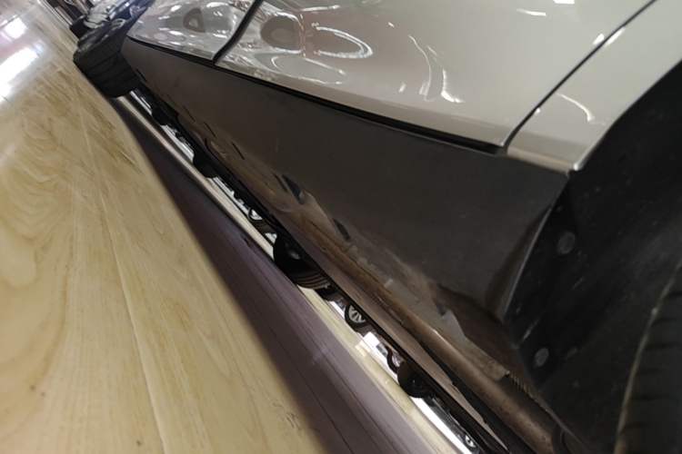 Used Roewe D7 2025 DMH 125km World Champion Excellence Edition Left Side Sill