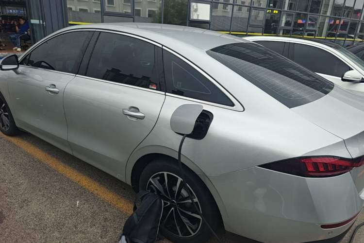 Used Roewe D7 2025 DMH 125km World Champion Edition Rear Left 45 Deg
