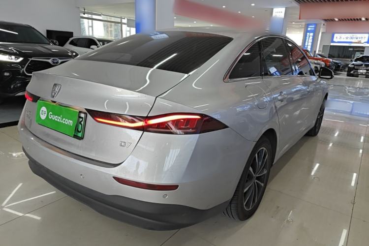 Used Roewe D7 2025 DMH 125km World Champion Excellence Edition Rear Right 45 Deg