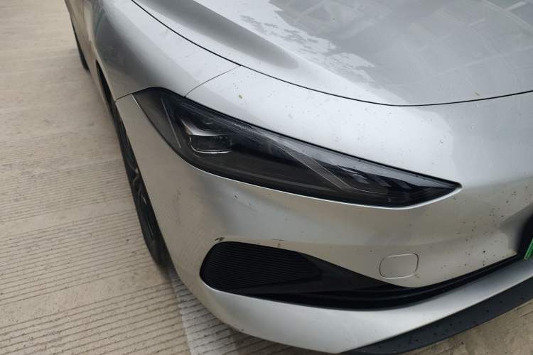 Used Roewe D7 2025 DMH 125km World Champion Edition Right Front Headlight