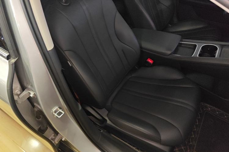 Used Roewe D7 2025 DMH 125km World Champion Excellence Edition Right Front Seat
