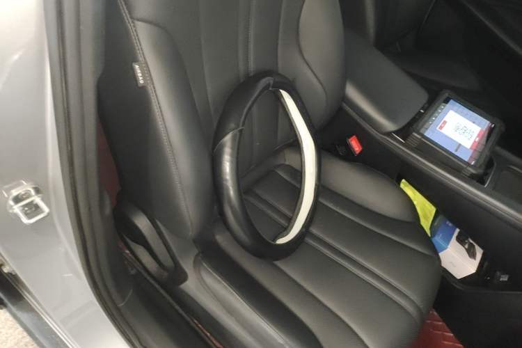 Used Roewe D7 2025 DMH 125km World Champion Edition Right Front Seat