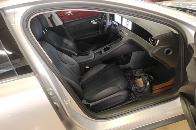 Used Roewe D7 2025 DMH 125km World Champion Excellence Edition Right Front Seat