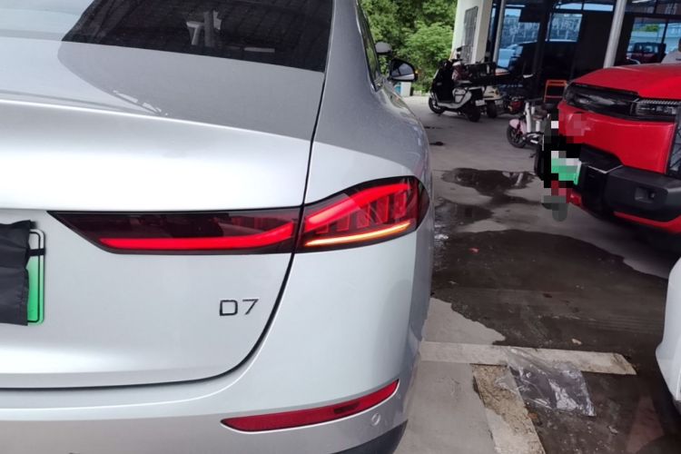 Used Roewe D7 2025 DMH 125km World Champion Edition Right Rear Taillight
