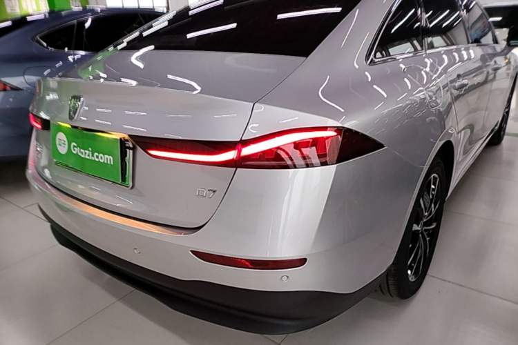 Used Roewe D7 2025 DMH 125km World Champion Excellence Edition Right Rear Taillight