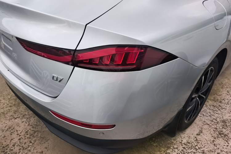 Used Roewe D7 2025 DMH 125km World Champion Edition Right Rear Taillight