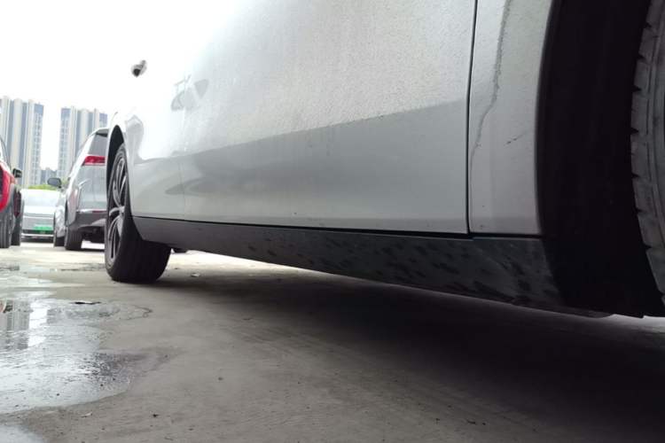 Used Roewe D7 2025 DMH 125km World Champion Edition Right Side Sill