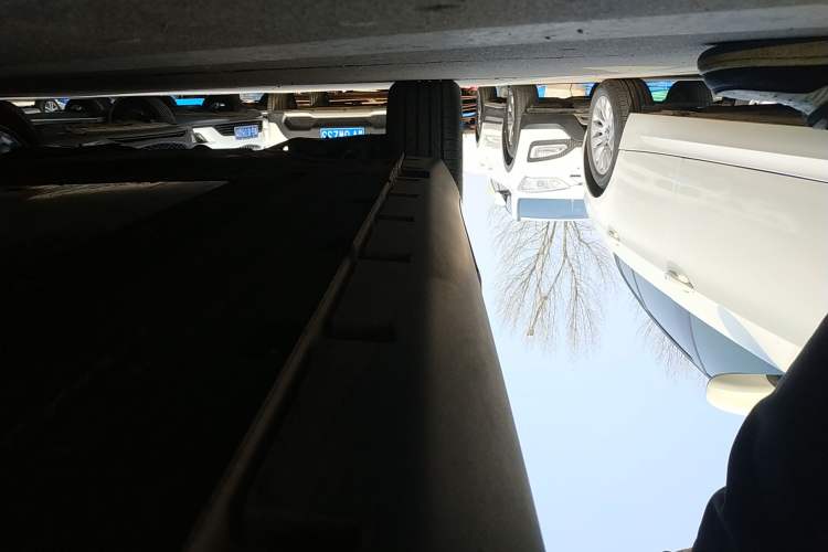 Used Roewe D7 2025 DMH 125km World Champion Excellence Edition Right Side Sill