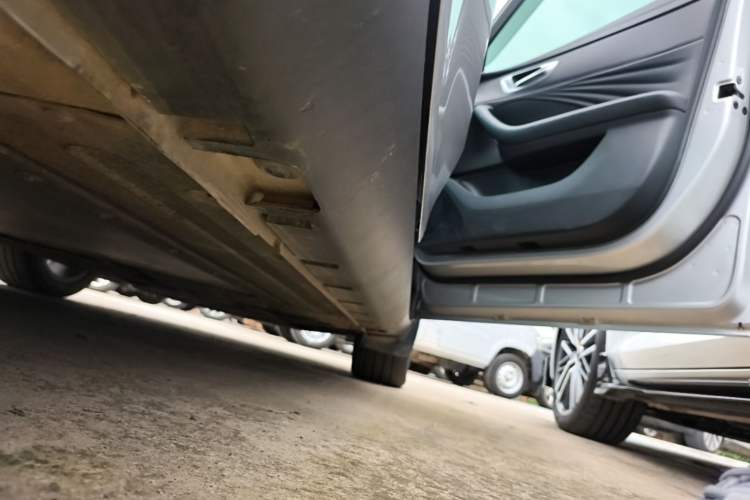 Used Roewe D7 2025 DMH 125km World Champion Edition Right Side Sill