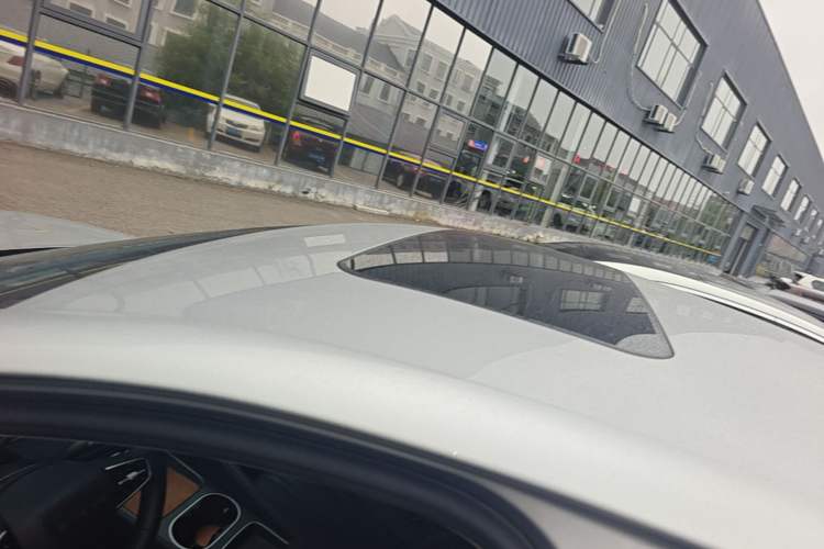 Used Roewe D7 2025 DMH 125km World Champion Edition Roof