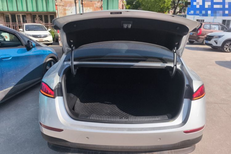 Used Roewe D7 2025 DMH 125km World Champion Edition Trunk