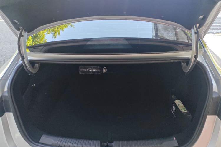 Used Roewe D7 2025 DMH 125km World Champion Edition Trunk