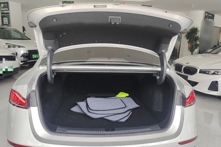 Used Roewe D7 2025 DMH 125km World Champion Excellence Edition Trunk