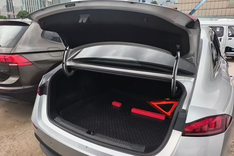 Used Roewe D7 2025 DMH 125km World Champion Edition Trunk