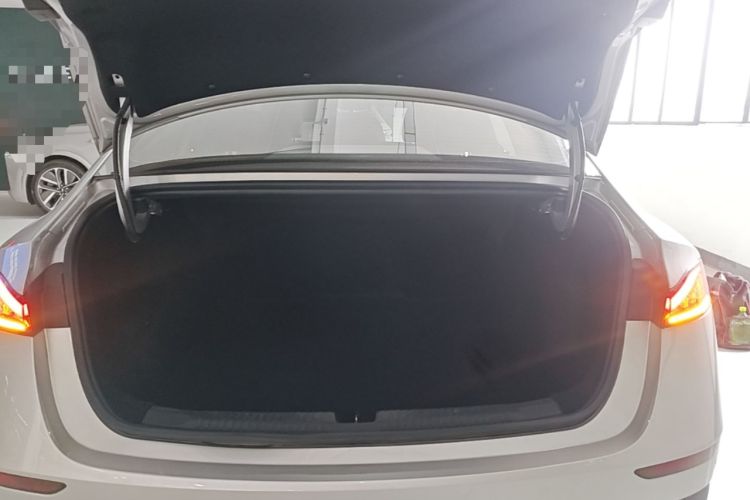 Used Roewe D7 2025 DMH 125km World Champion Edition Trunk