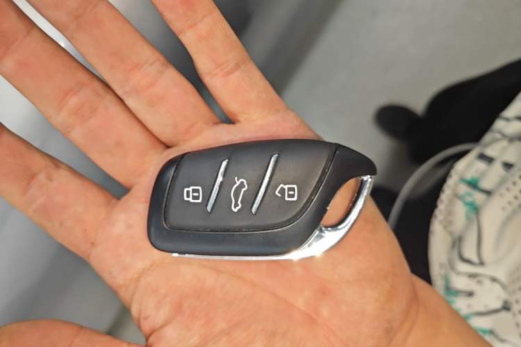 Used Roewe D7 2025 DMH 125km World Champion Excellence Edition Vehicle Key