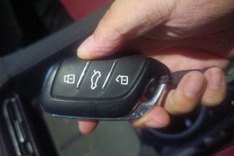 Used Roewe D7 2025 DMH 125km World Champion Excellence Edition Vehicle Key