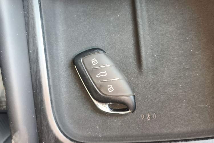 Used Roewe D7 2025 DMH 125km World Champion Excellence Edition Vehicle Key
